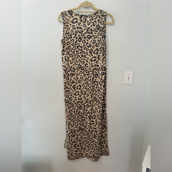NWOT Pink Blush Maternity Brown Animal Print Sleeveless Maxi w/ Side Slits - S - Picture 5 of 9